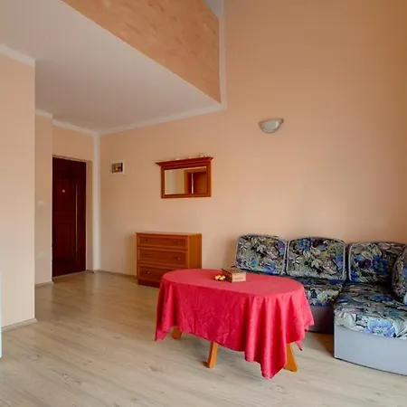 Sandra Bed and Breakfast 3*