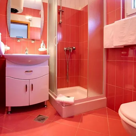 Sandra Bed and Breakfast Μεντουλίν